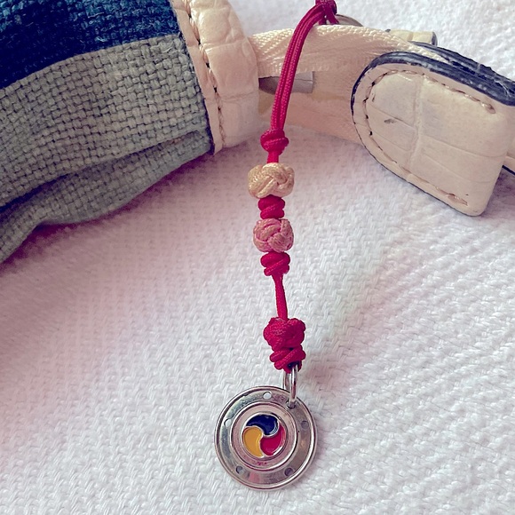 Kim Rogers rainbow hand purse 🌈 - Picture 6 of 6